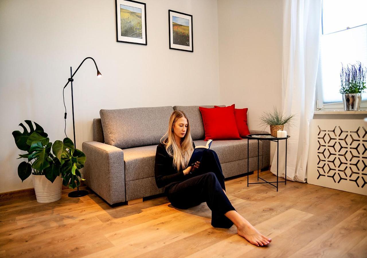 Valdi Apartament กดิเนีย ภายนอก รูปภาพ